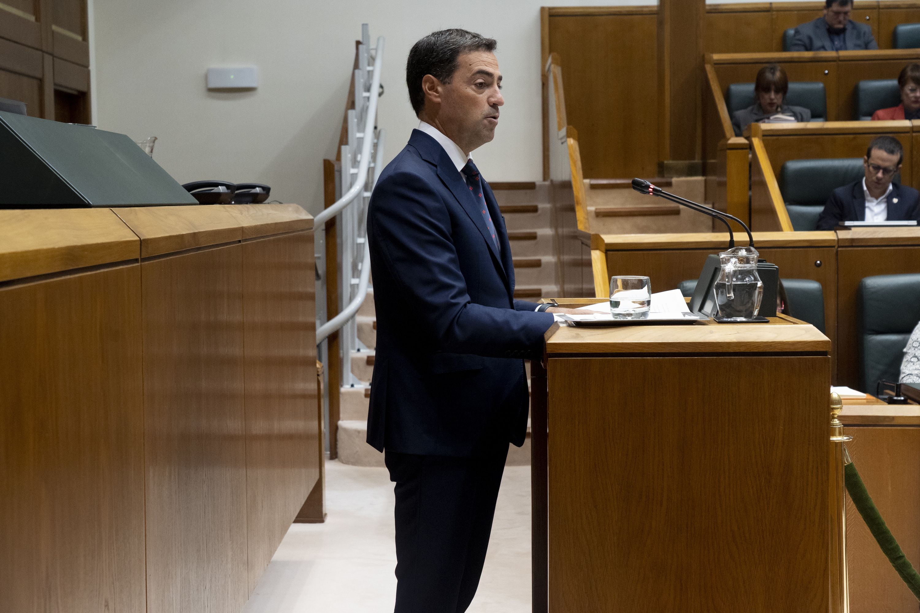 Pradales, Eusko Legebiltzarreko bilkuran. RAUL BOGAJO / FOKU