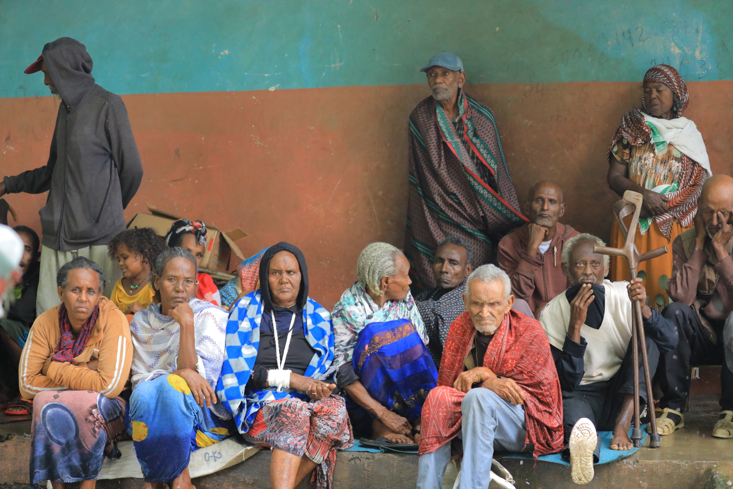Tigrayko gerrak desplazatutako batzuk, Hitsatsen (Etiopia), iazko azaroan. SIMON BERHANE / EFE