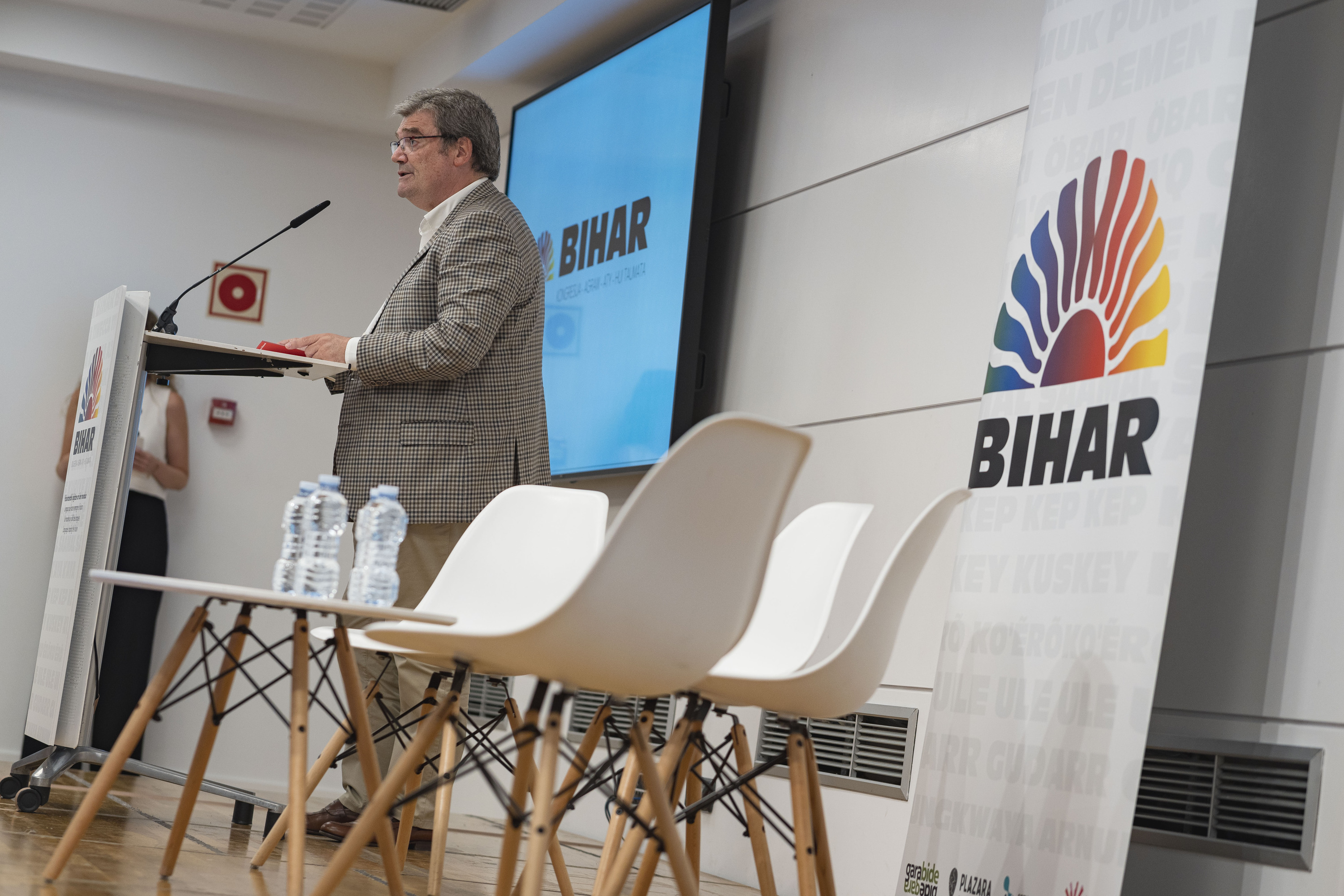Juan Mari Aburto hizketan 'Bihar' kongresuaren hasiera ekitaldian, gaur. ARITZ LOIOLA / FOKU