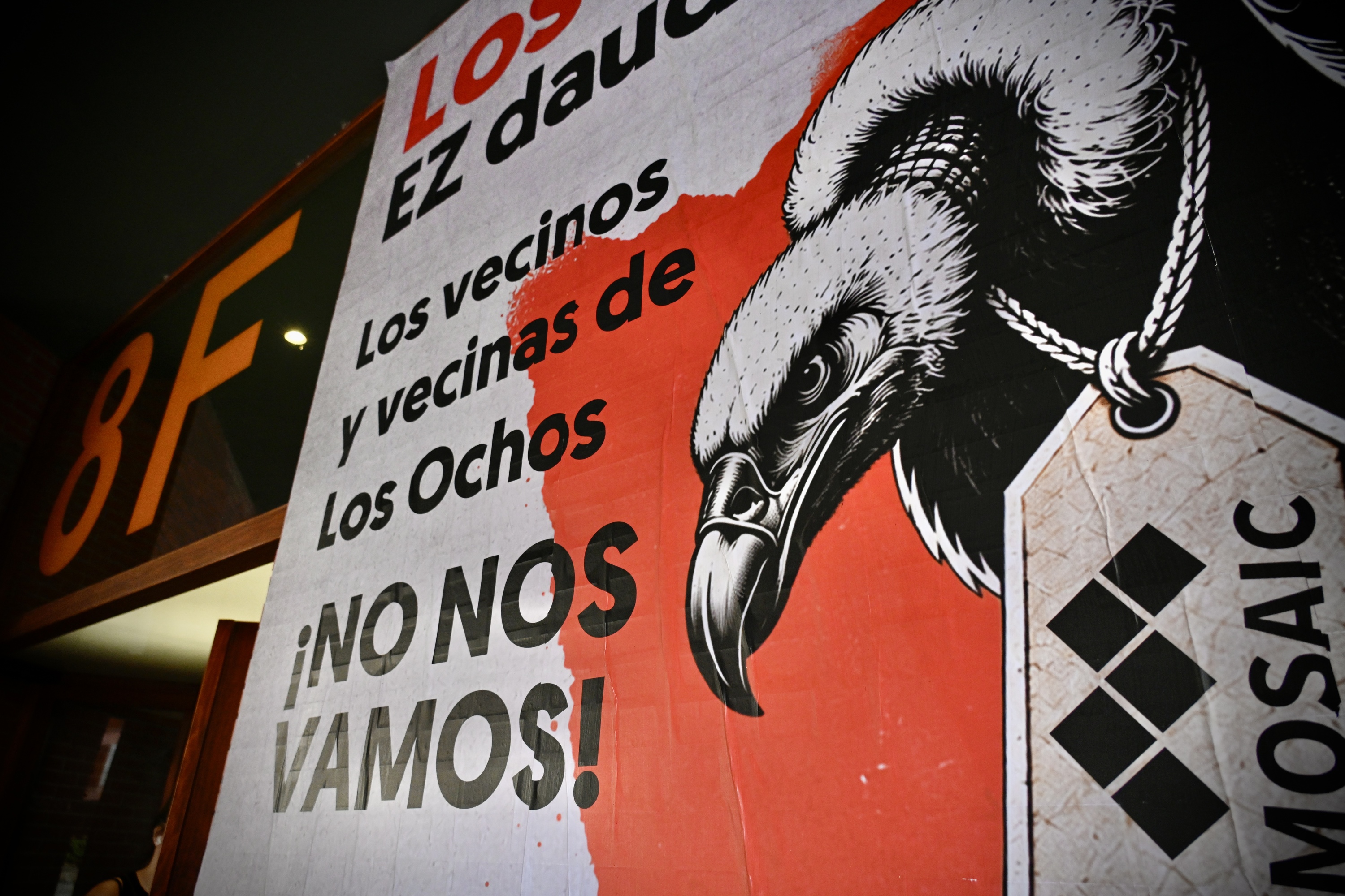 Atarietako baten albosan jarritako horma irudia. MIKEL MARTINEZ DE TRESPUENTES / FOKU