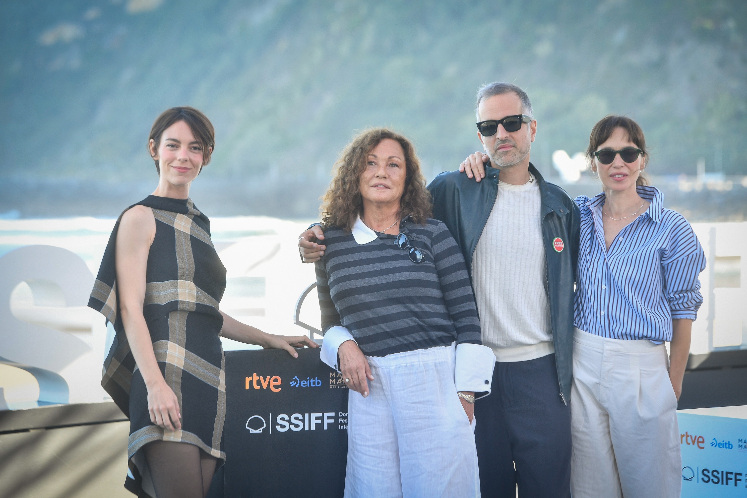 Victoria Luengo, Eulalia Ramos, Mikel Gurrea eta Ariadna Gil gaur, Donostian. GORKA RUBIO / FOKU