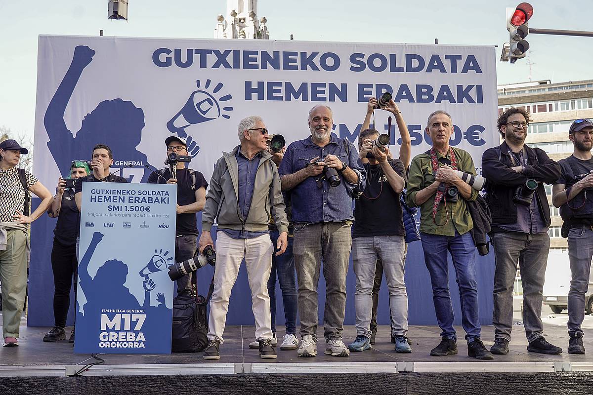 Martxoaren 17an egin zen gutxieneko soldata propioa aldarrikatzeko greba orokorra. MARISOL RAMIREZ / FOKU