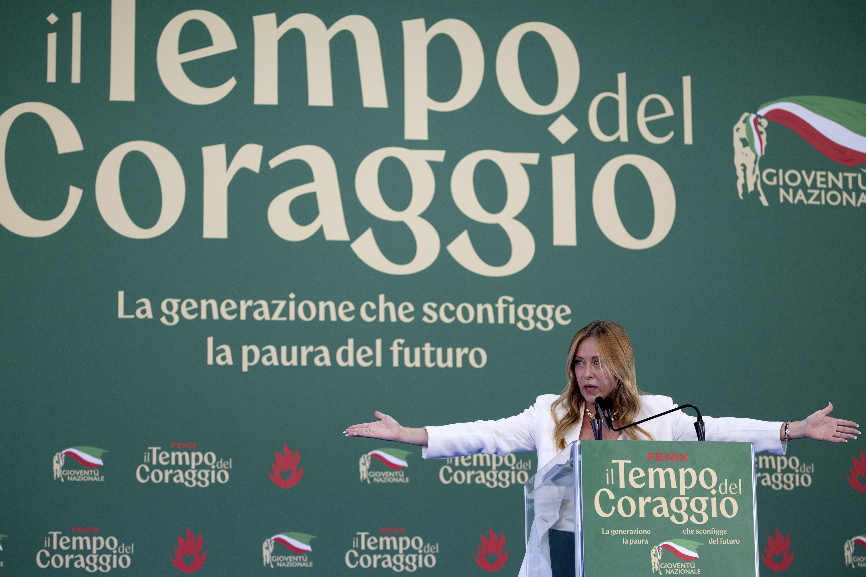 Giorgia Meloni aurreko igandean, Italiako Anaiak alderdiaren gazte antolakundearen ekitaldi batean. MASSIMO PERCOSSI / EFE