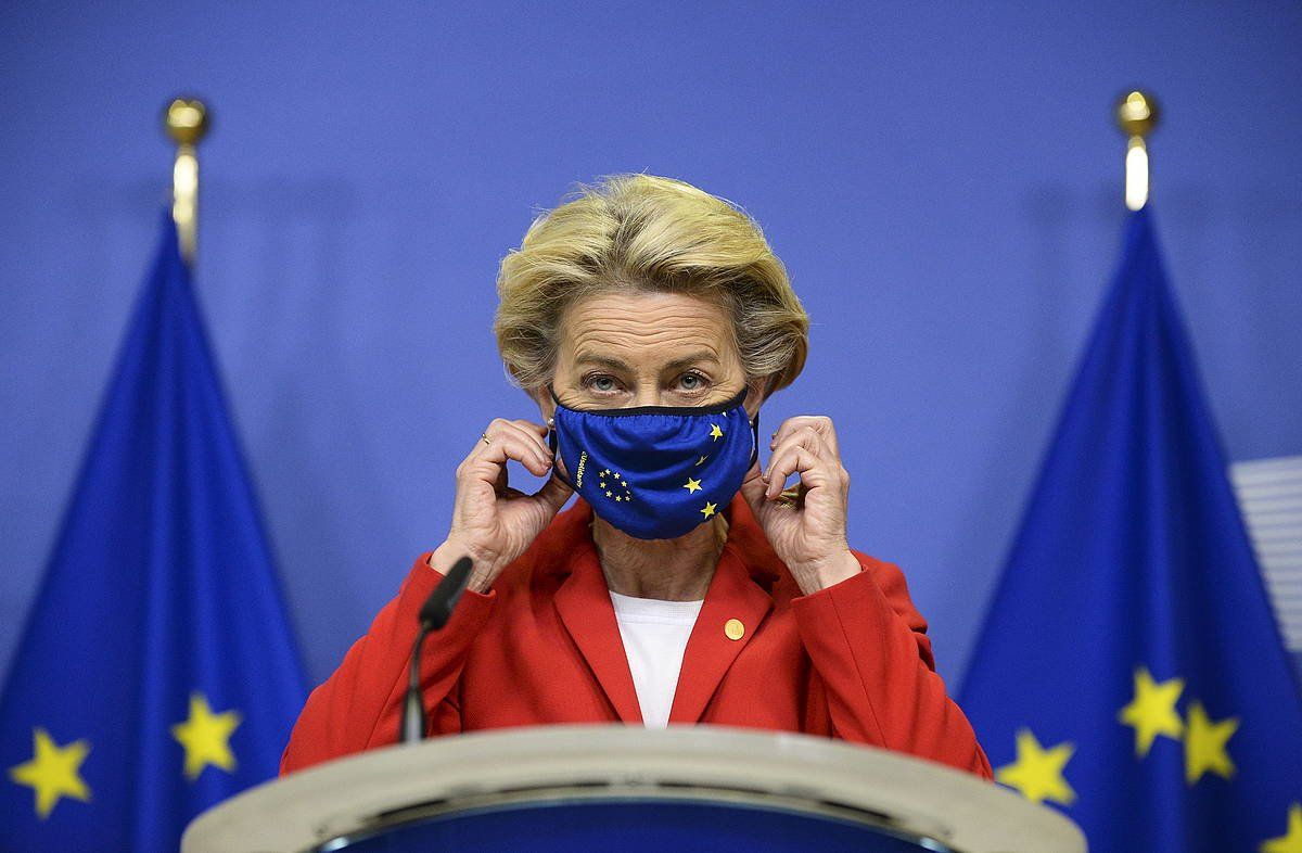 Ursula Von der Leyen Europako Batzordeko presidentea, gaur, Bruselan. JOHANNA GERON / POOL