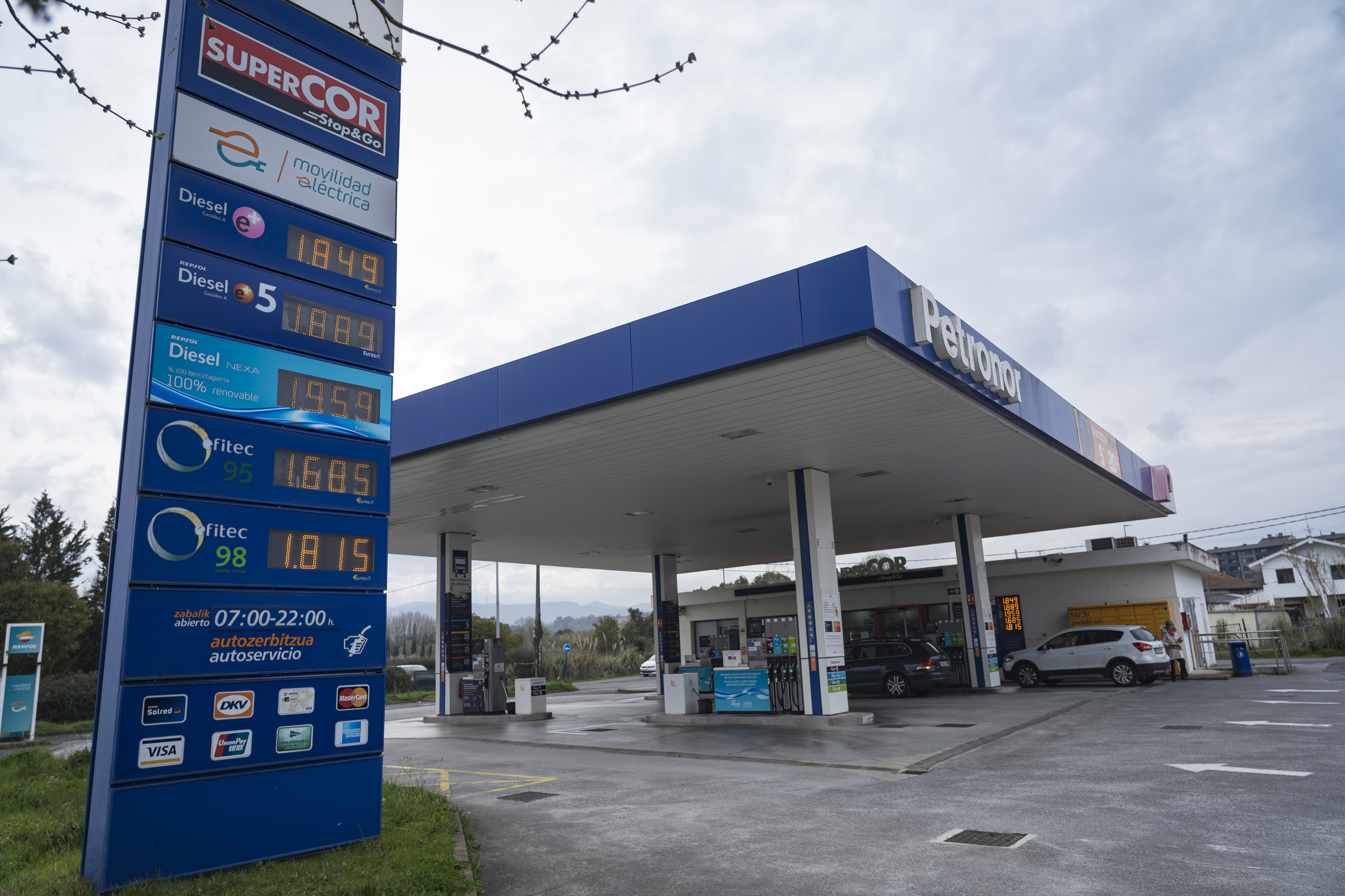 Bilboko gasolindegi bat. ARITZ LOIOLA / FOKU