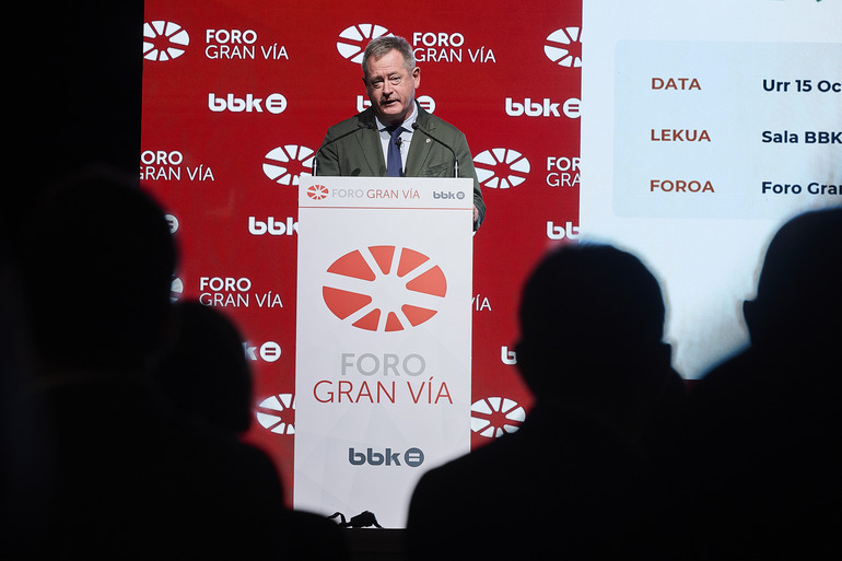 Bingen Zupiria gaur, BBKren Gran Via Foroan. IREKIA