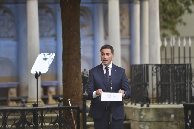 Pradales «zor moralaz» aritu zen Gernikan egindako hitzaldian. GORKA RUBIO / FOKU