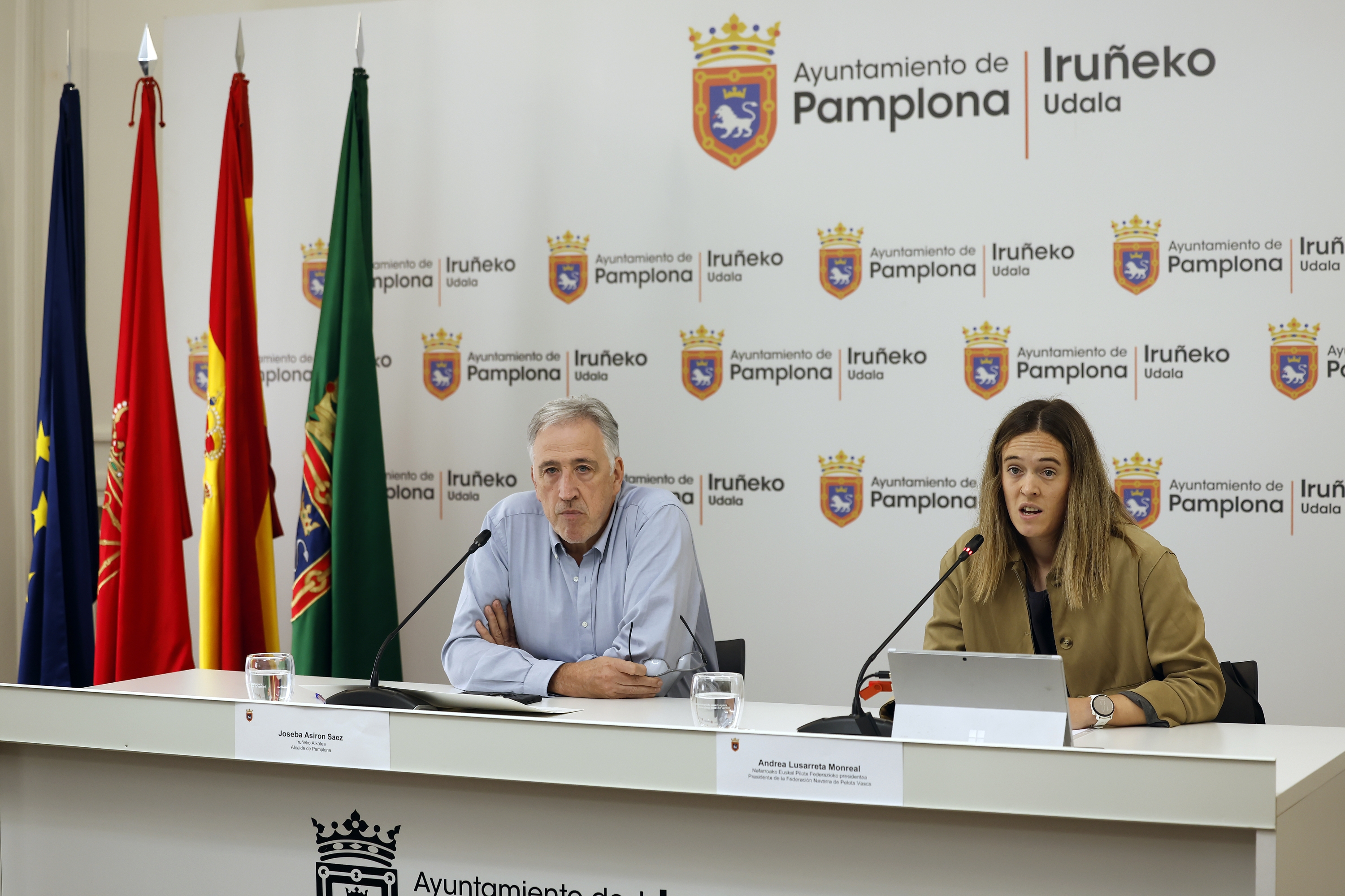 (ID_16541415) NAV PELOTA VASCA