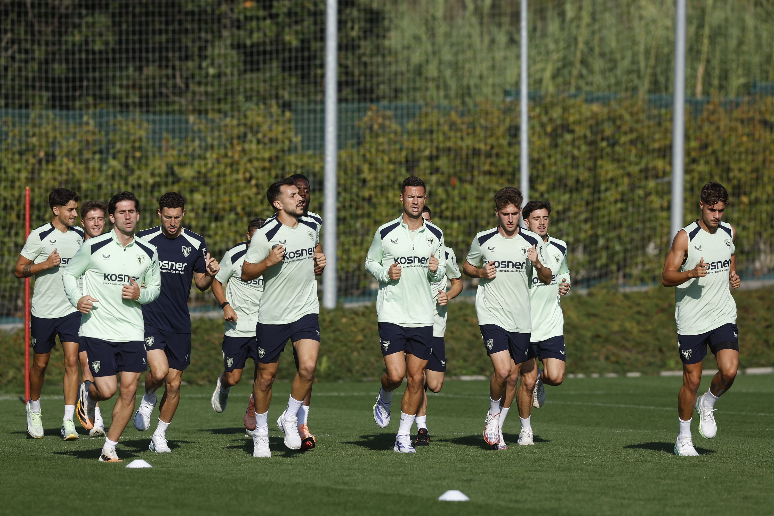 Athleticeko jokalariak aste honetan Lezaman egindako entrenamendu batean. MIGUEL TOÑA / EFE