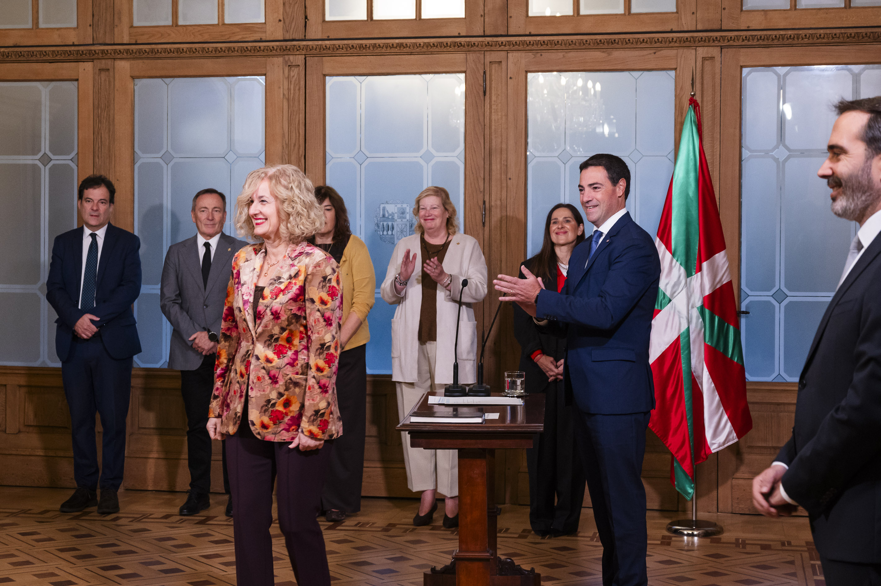 Cristina Gonzalezen kargu hartze ekitaldia, gaur goizean, Ajuriaenean. IREKIA