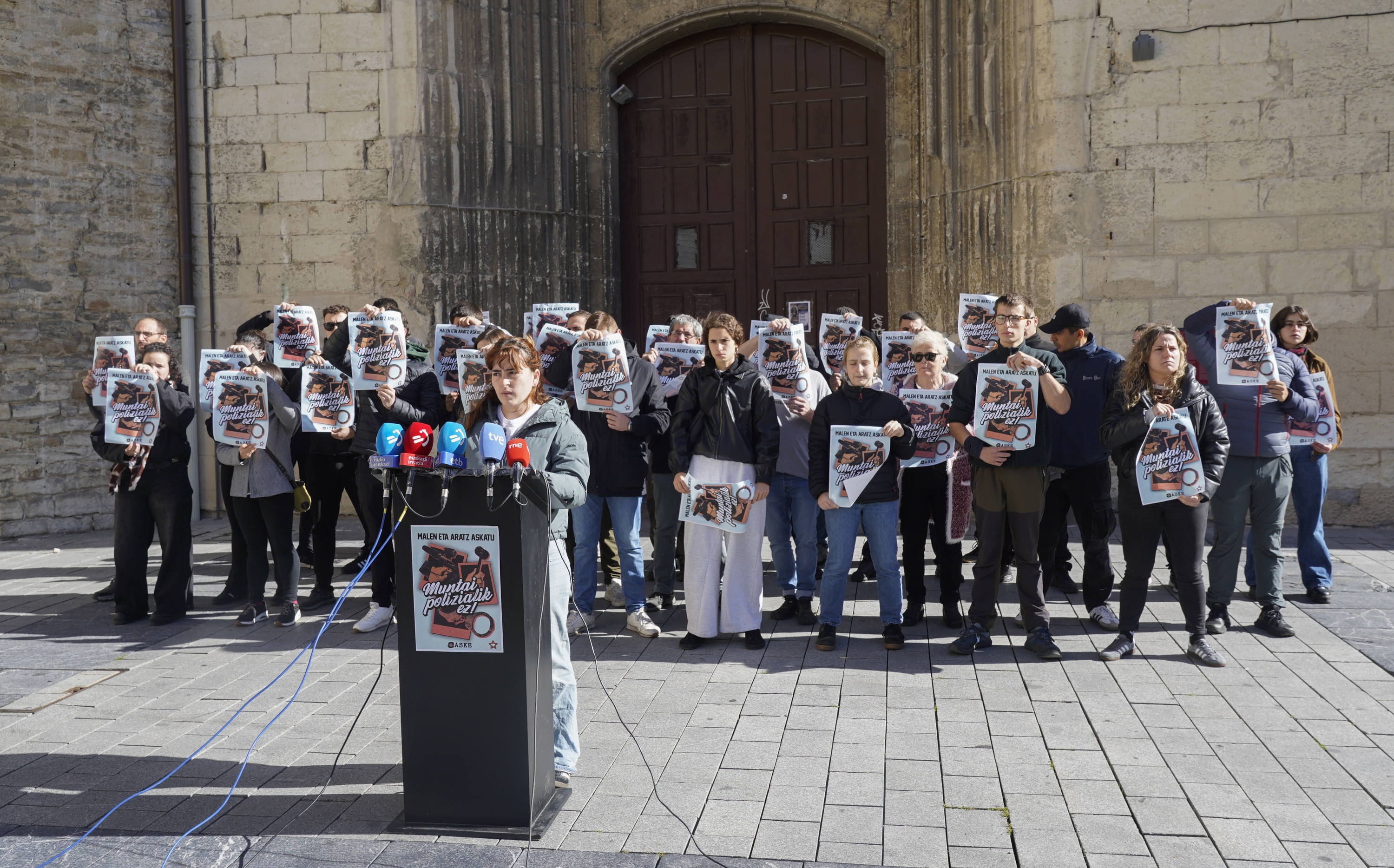 Askek Gasteizen antolaturiko agerraldia. RAUL BOGAJO / FOKU
