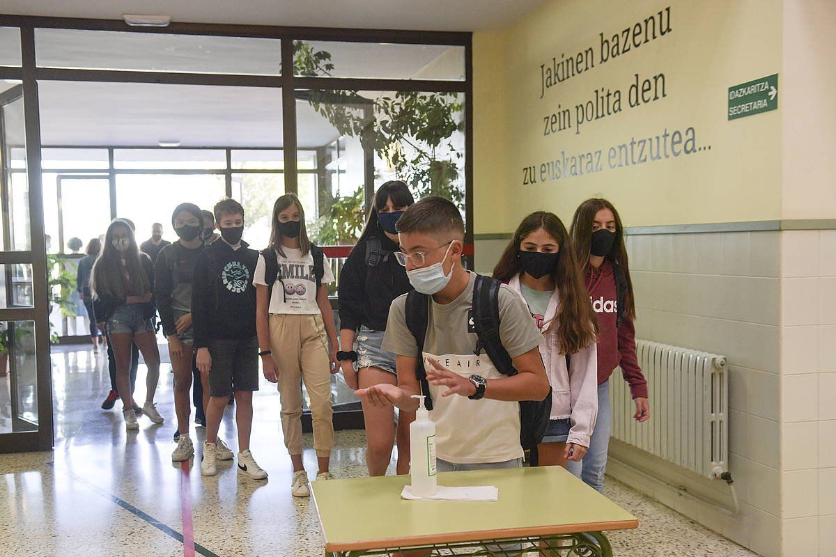 Ikasturte hasiera Burlatako ikastetxe batean. IDOIA ZABALETA/FOKU