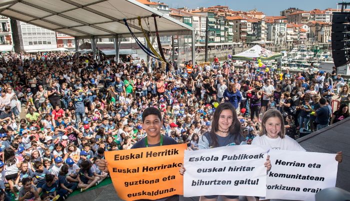 Euskal Eskola Publikoaren festa bat, Lekeition. MARISOL RAMIREZ / FOKU