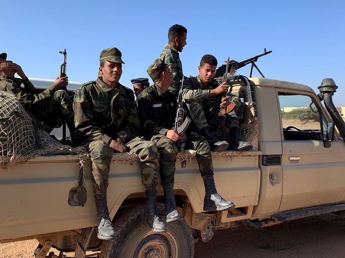 Fronte Polisarioko soldaduak, atzo. JAVIER MARTIN / EFE