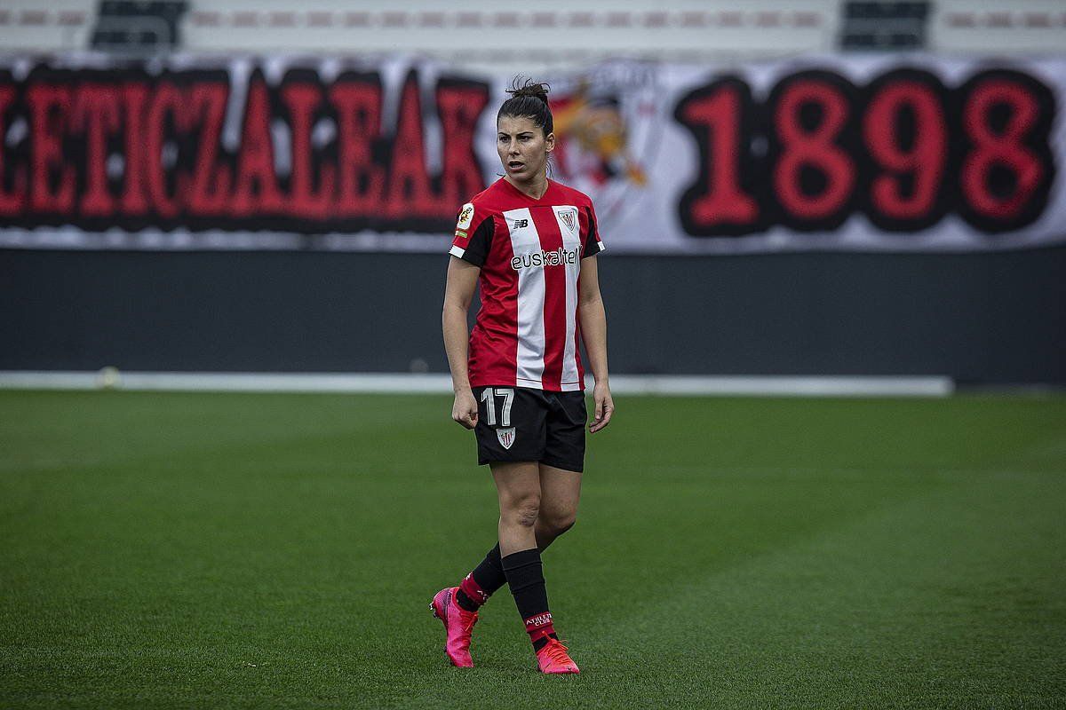 Lucia Garcia izan da gaurko partidako protagonista. ARITZ LOIOLA / FOKU