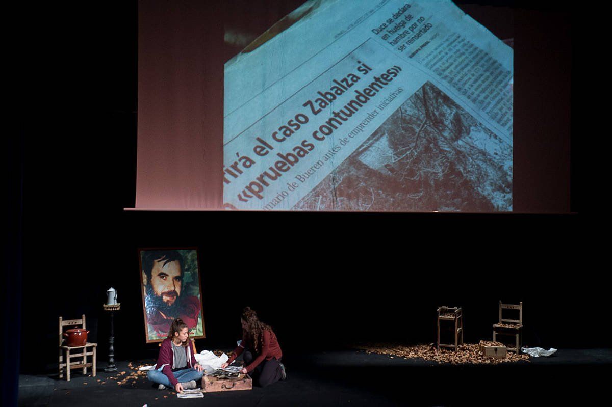 Aurizko kultur etxean Mikel Zabalzari egindako omenaldia. IñIGO URIZ / FOKU