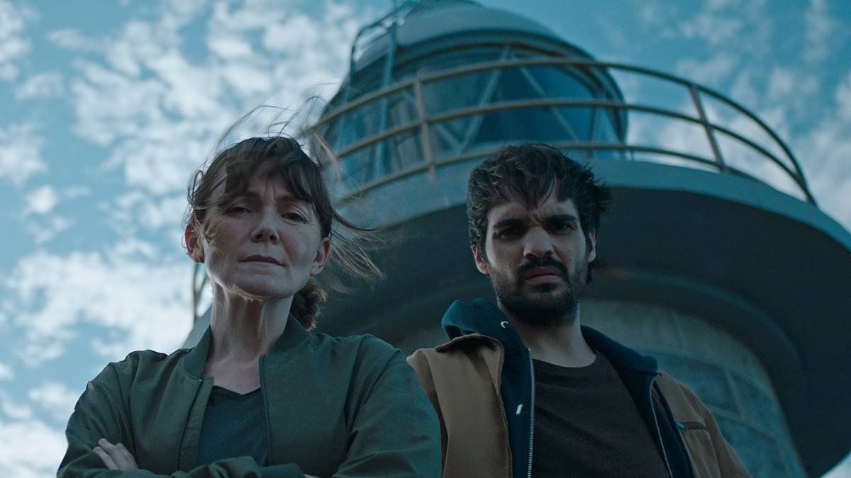 Nagore Aranburu eta Eneko Sagardoi aktoreak dira telesailaren protagonistak. BERRIA