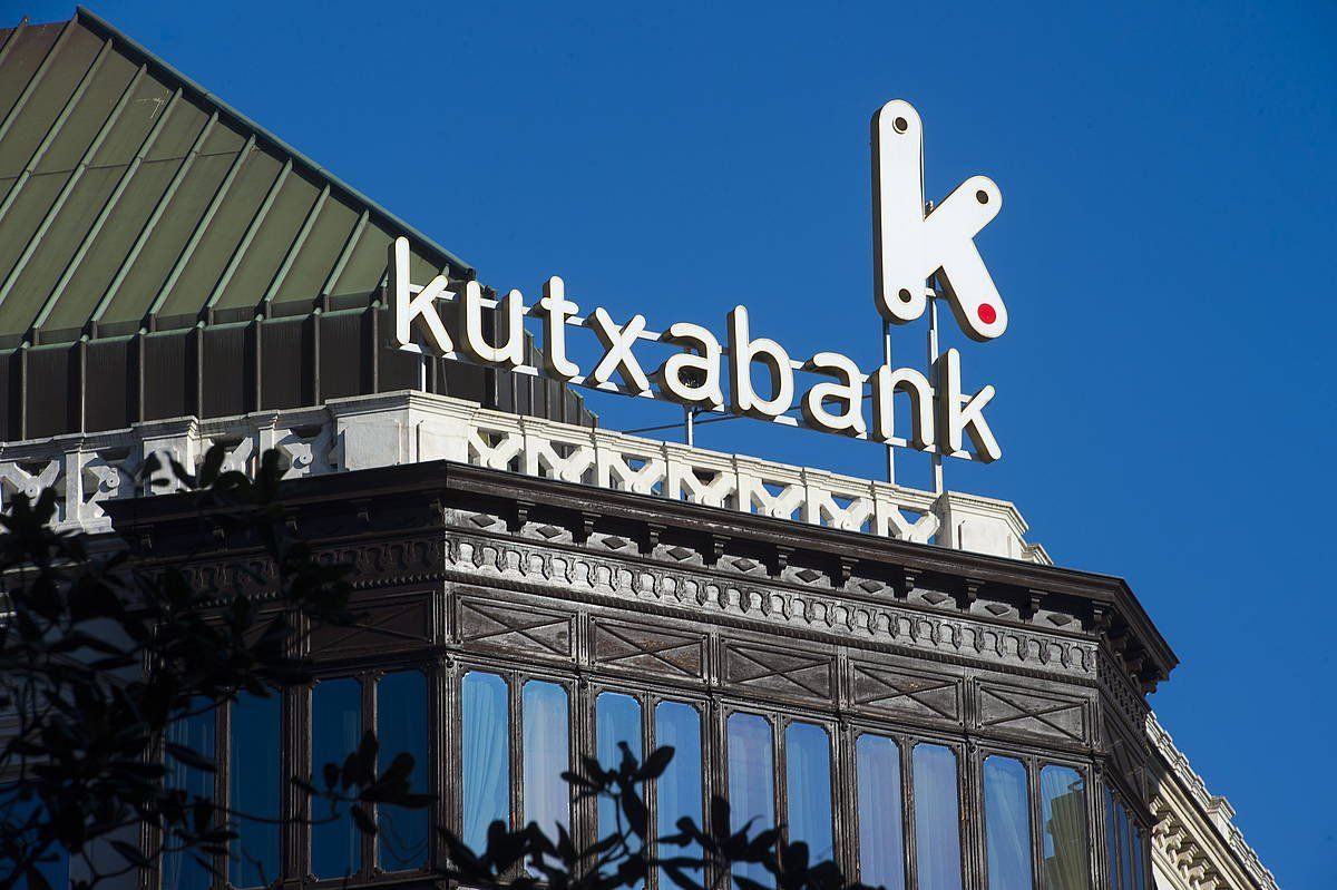 BBK, Kutxa eta Vital banku fundazioak dira Kutxabankek akziodunak. MARISOL RAMIREZ / FOKU