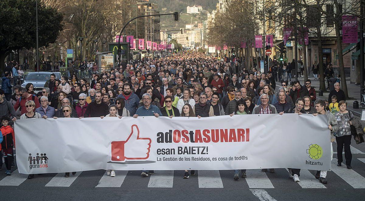 GurSOSen mobilizazio bat, Donostian. JON URBE / FOKU