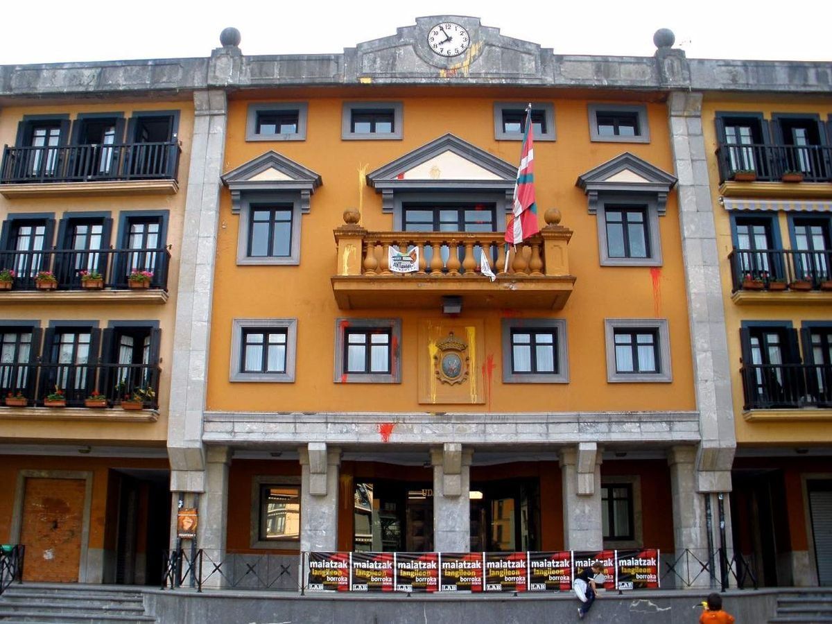 Anoetako (Gipuzkoa) Udaletxea. BERRIA