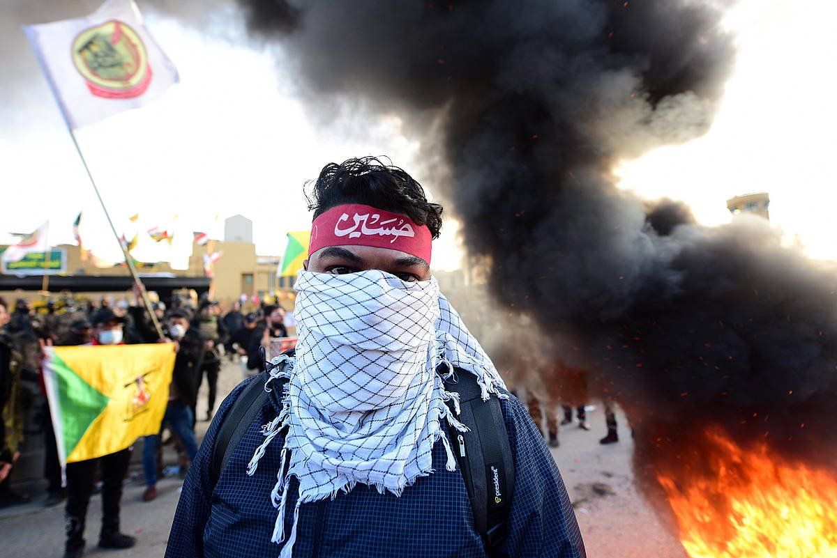 AEBen esku hartzearen aurkako protesta, Bagdaden. MURTAJA LATEEF / EFE