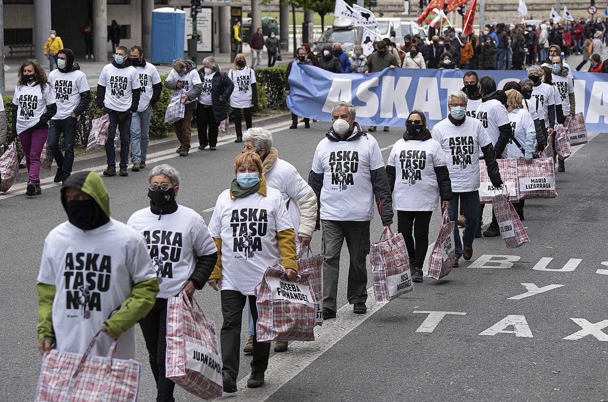 Euskal presoen alde joan den astean egindako protesta bat, Iruñean. JAGOBA MANTEOLA / FOKU