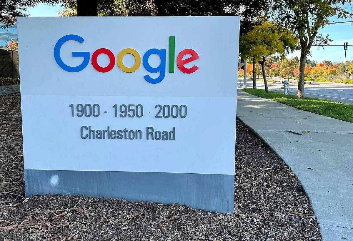 Googleren egoitza nagusiaren sarrera, Mountain View hirian, Kalifornian. MARC ARCAS / EFE